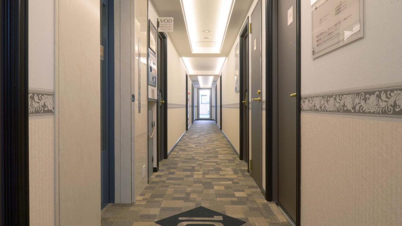 Toyoko Inn Tokyo Eki Yaesu Kita Guchi Екстериор снимка