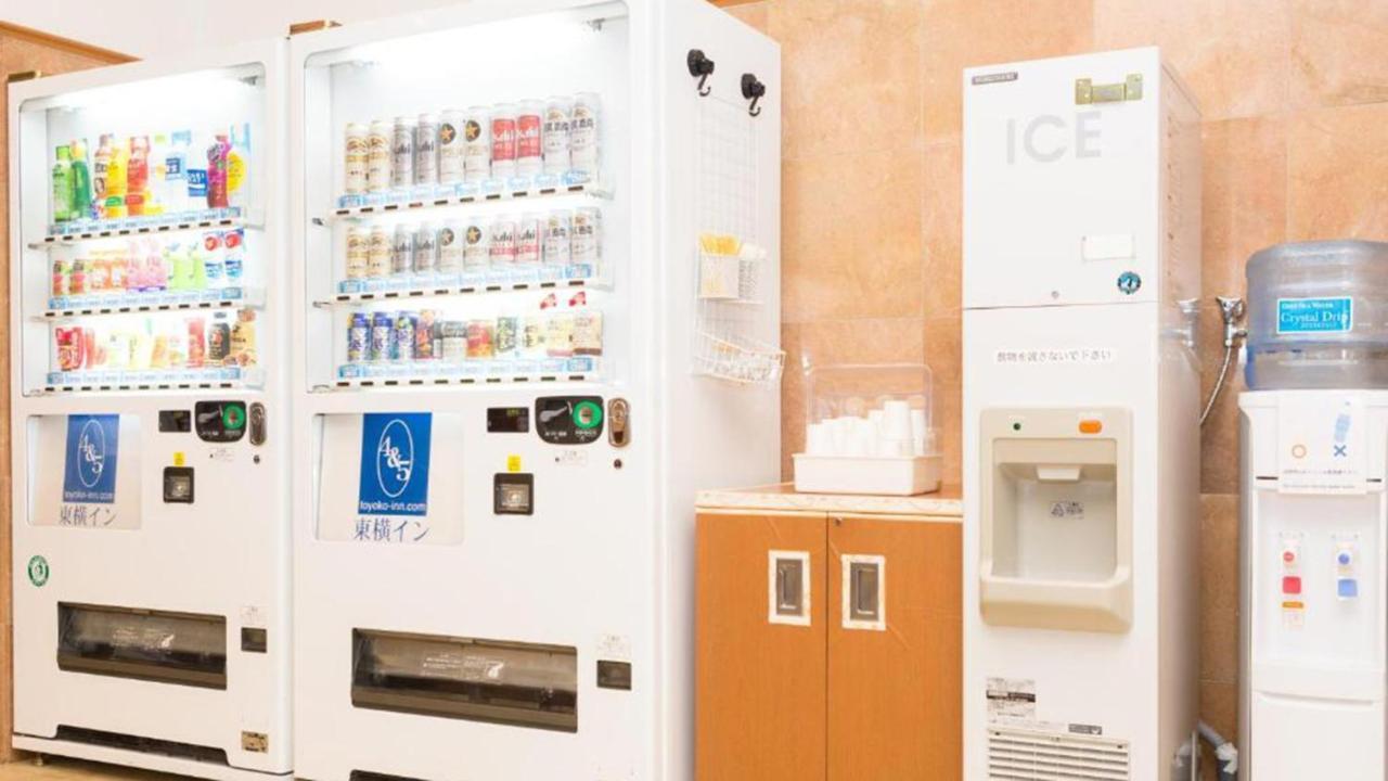 Toyoko Inn Tokyo Eki Yaesu Kita Guchi Екстериор снимка