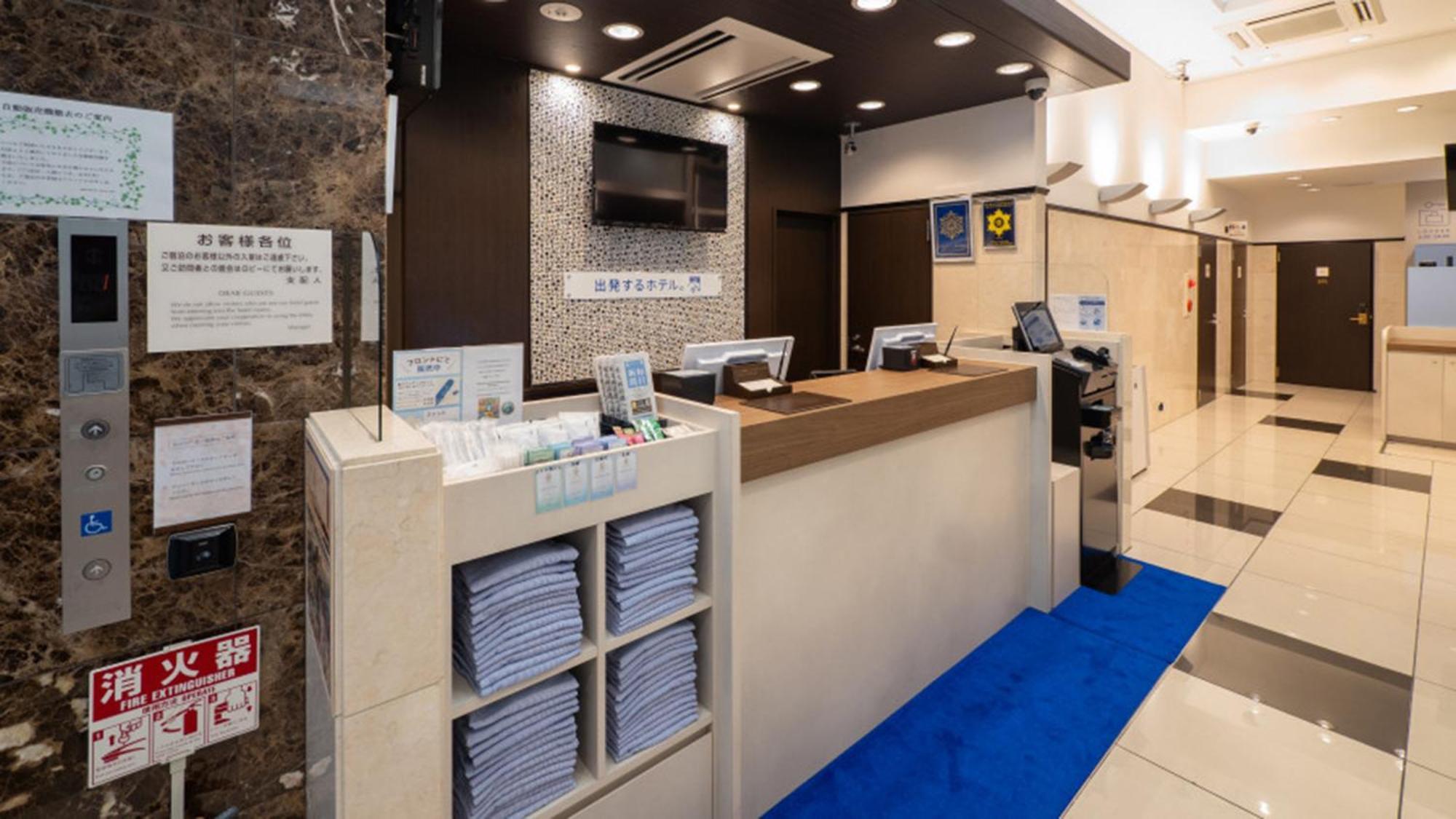 Toyoko Inn Tokyo Eki Yaesu Kita Guchi Екстериор снимка