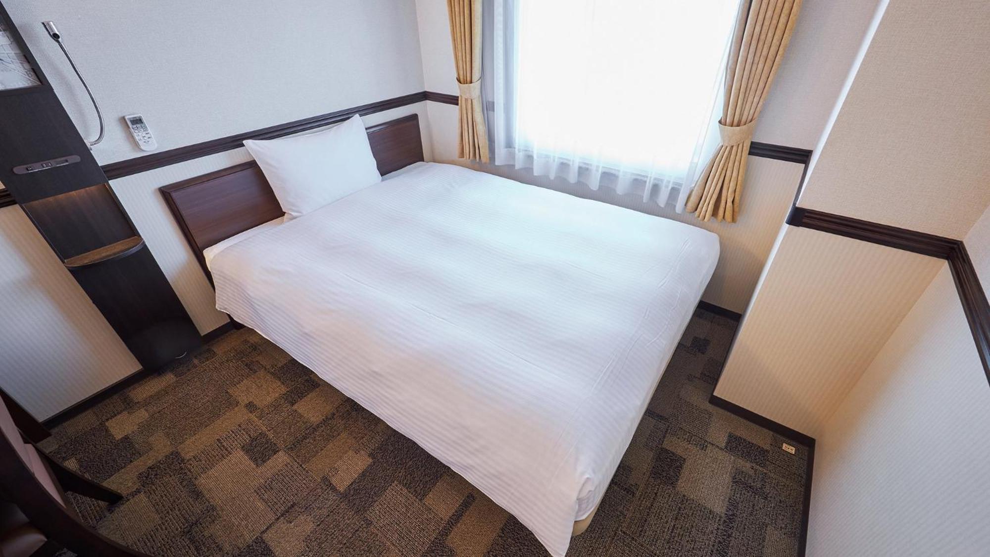Toyoko Inn Tokyo Eki Yaesu Kita Guchi Стая снимка