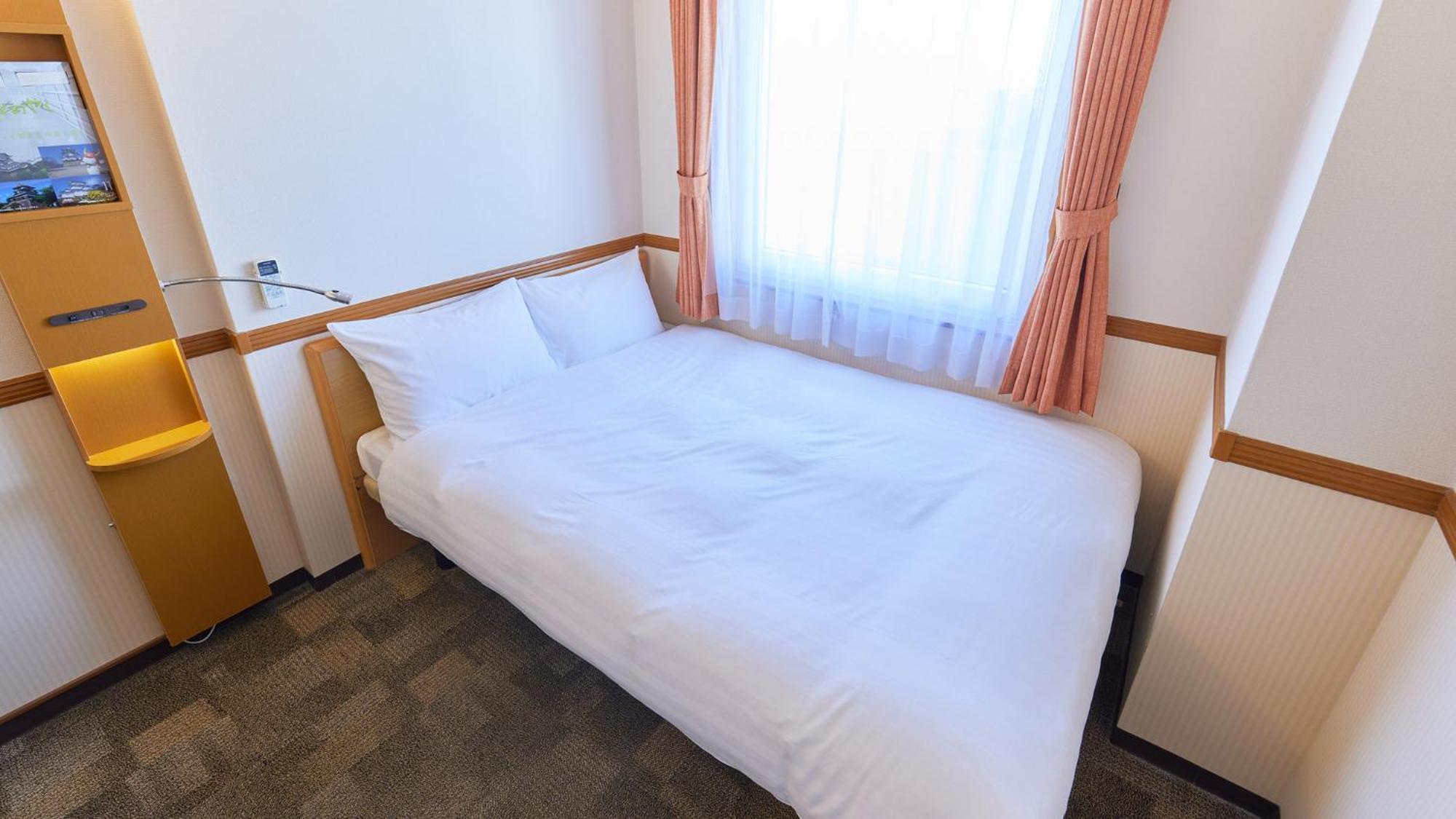 Toyoko Inn Tokyo Eki Yaesu Kita Guchi Стая снимка