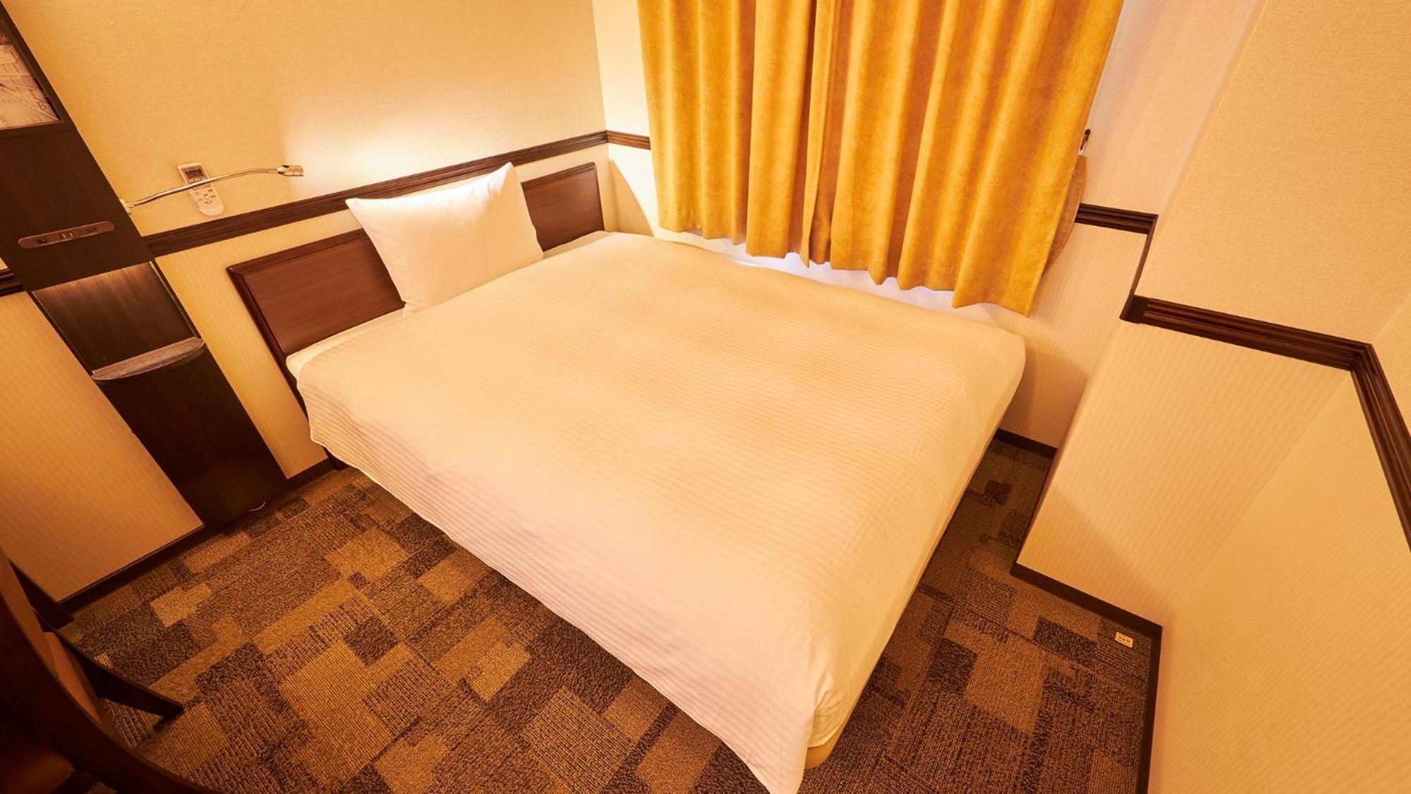 Toyoko Inn Tokyo Eki Yaesu Kita Guchi Стая снимка