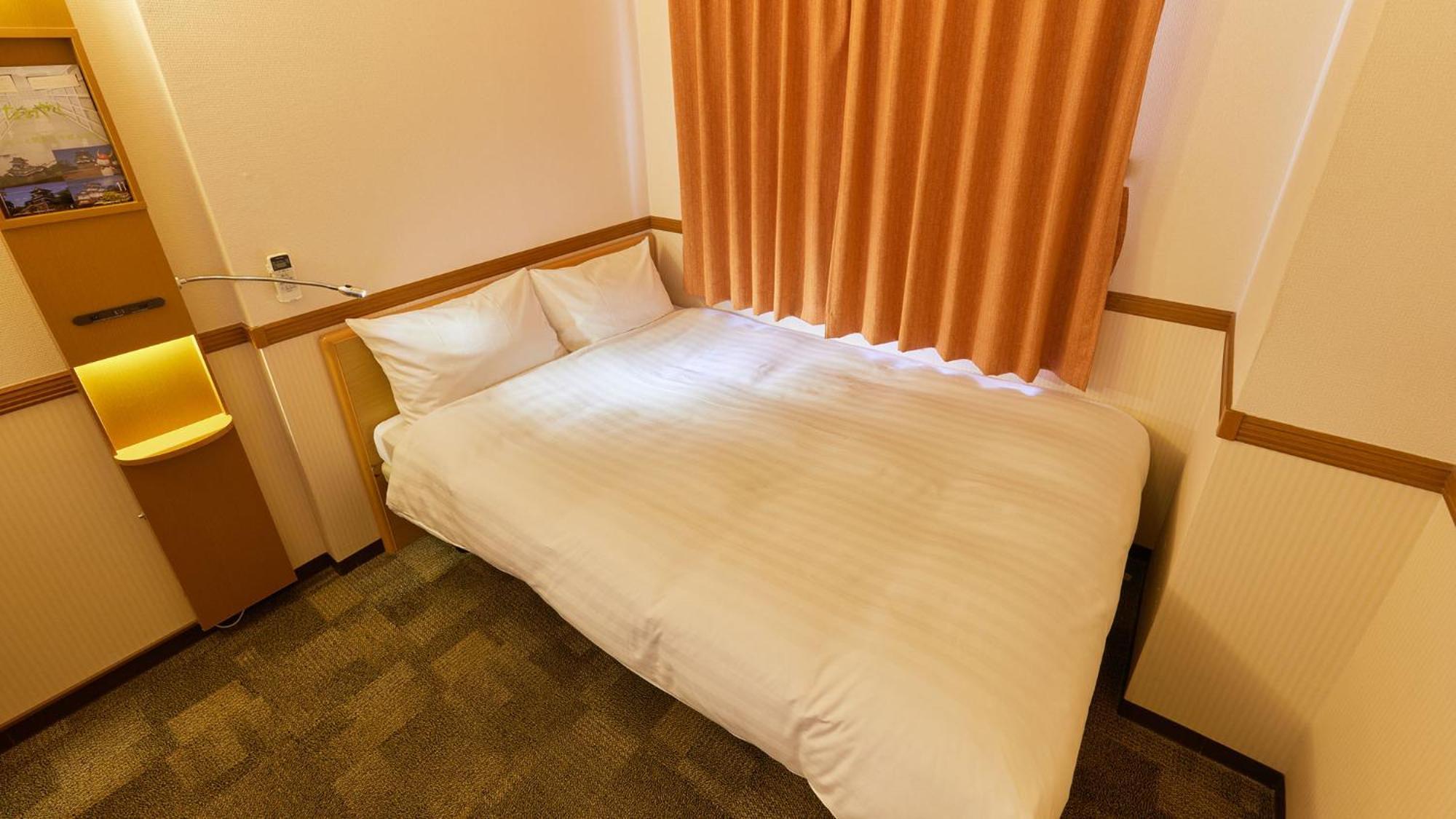 Toyoko Inn Tokyo Eki Yaesu Kita Guchi Стая снимка