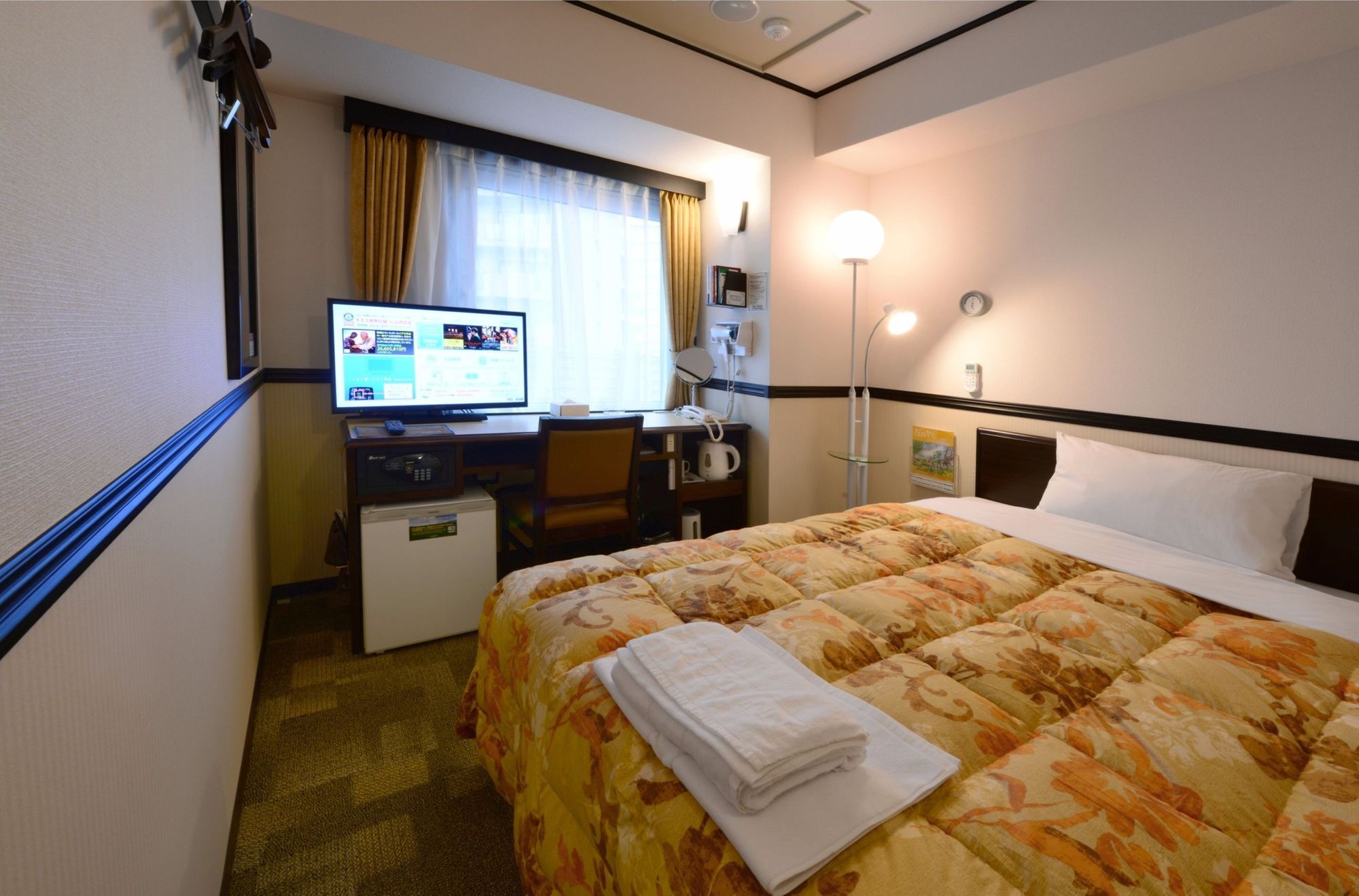 Toyoko Inn Tokyo Eki Yaesu Kita Guchi Екстериор снимка